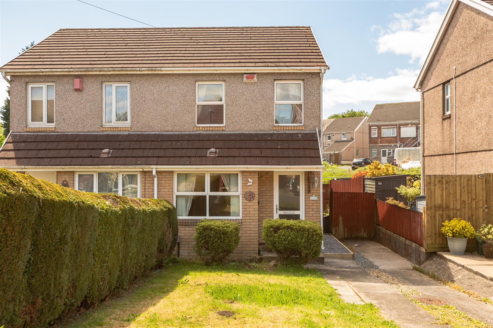 Moorview Close, Gendros, Swansea, SA5 8BZ